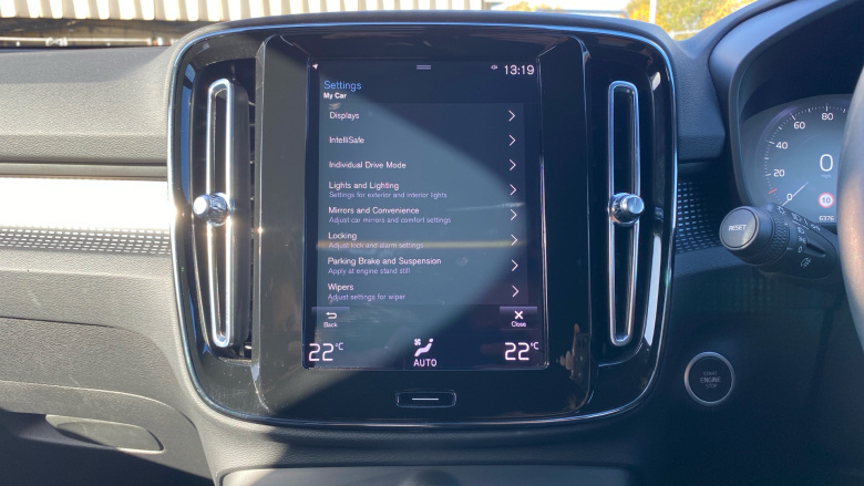 Volvo Xc40 1.5 T3 [163] R DESIGN 5dr Geartronic Petrol Estate